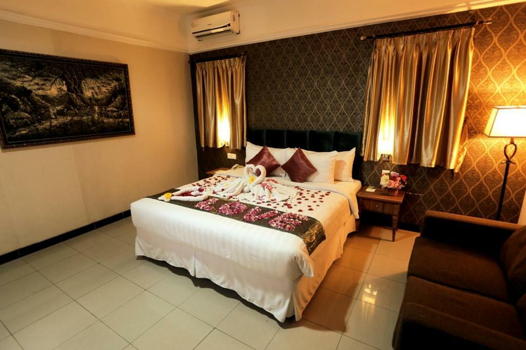 Amarelo Hotel Surakarta (Solo)