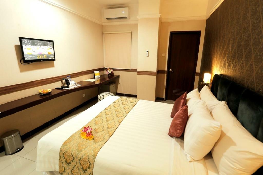 Hotel Amarelo